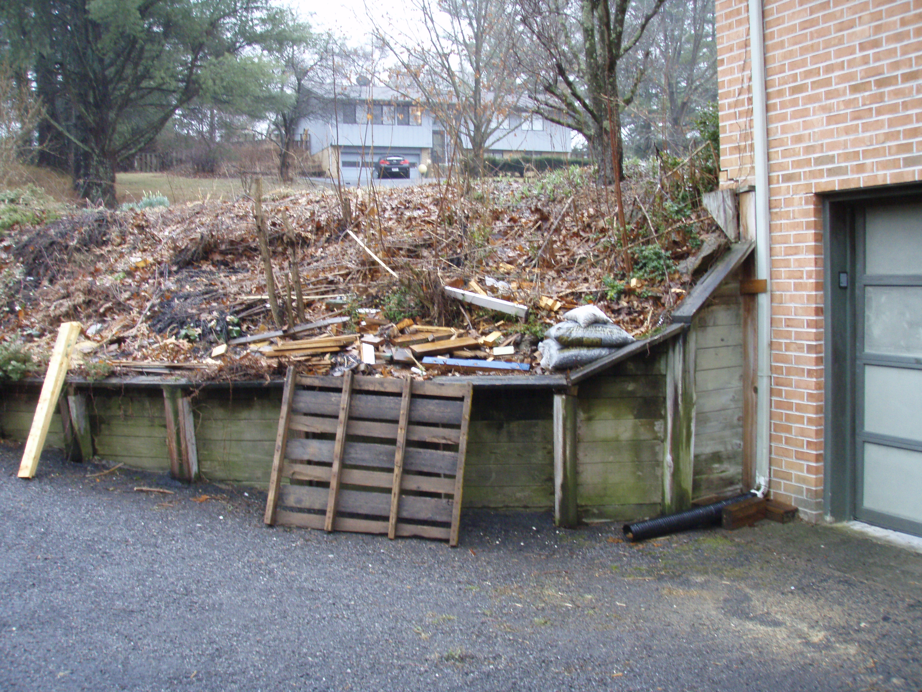 stone retaining wall