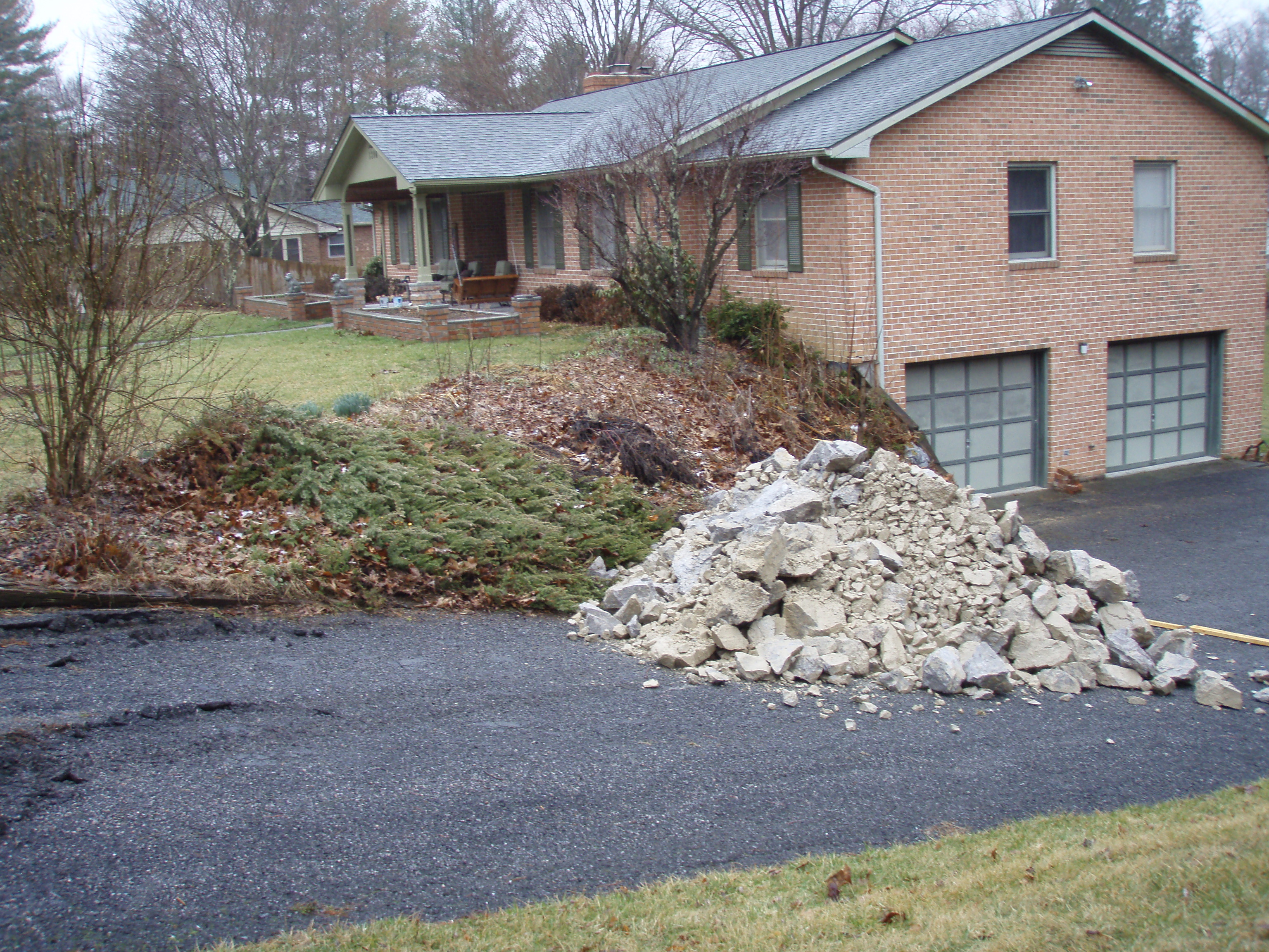 stone retaining wall