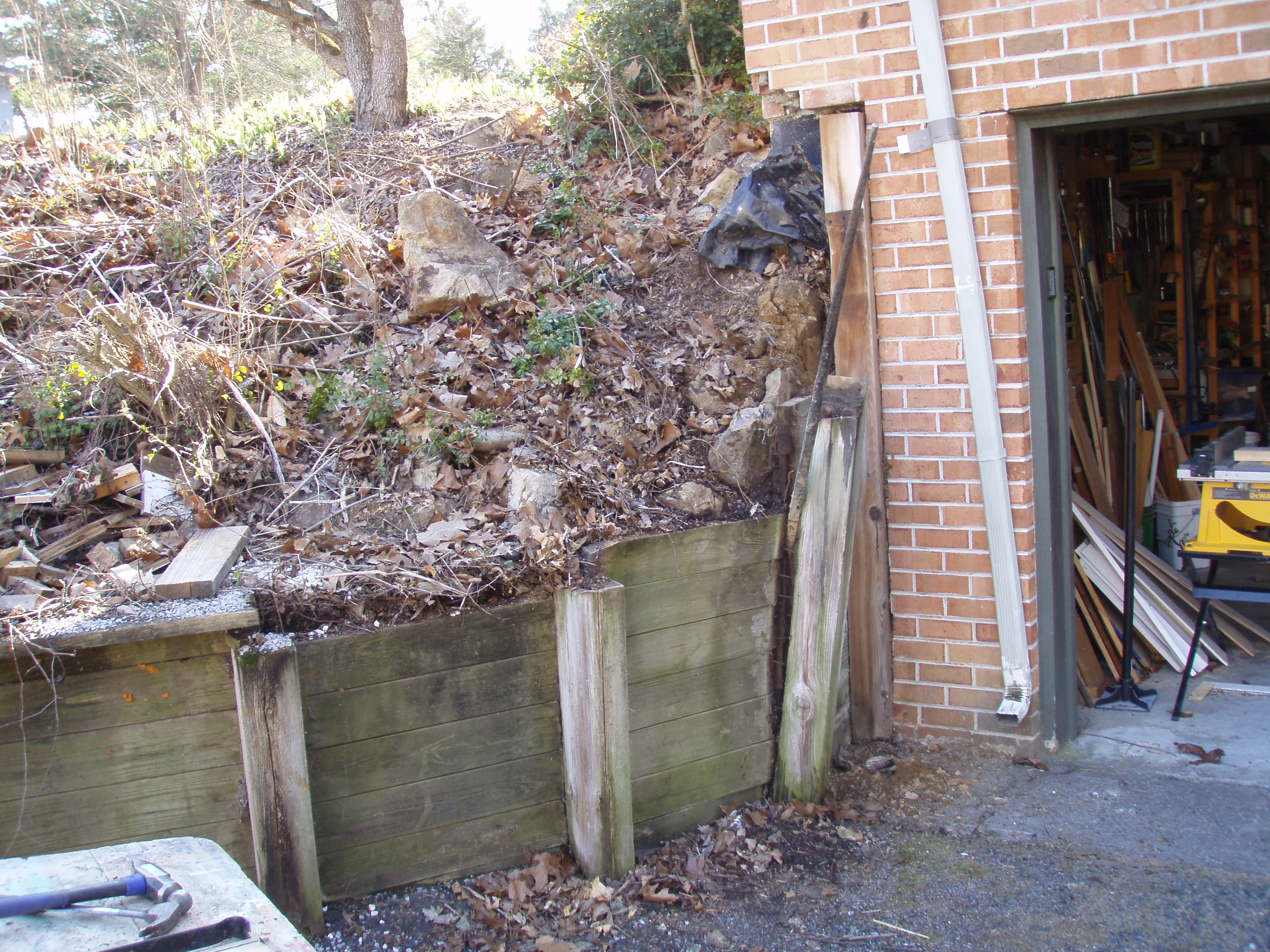 stone retaining wall