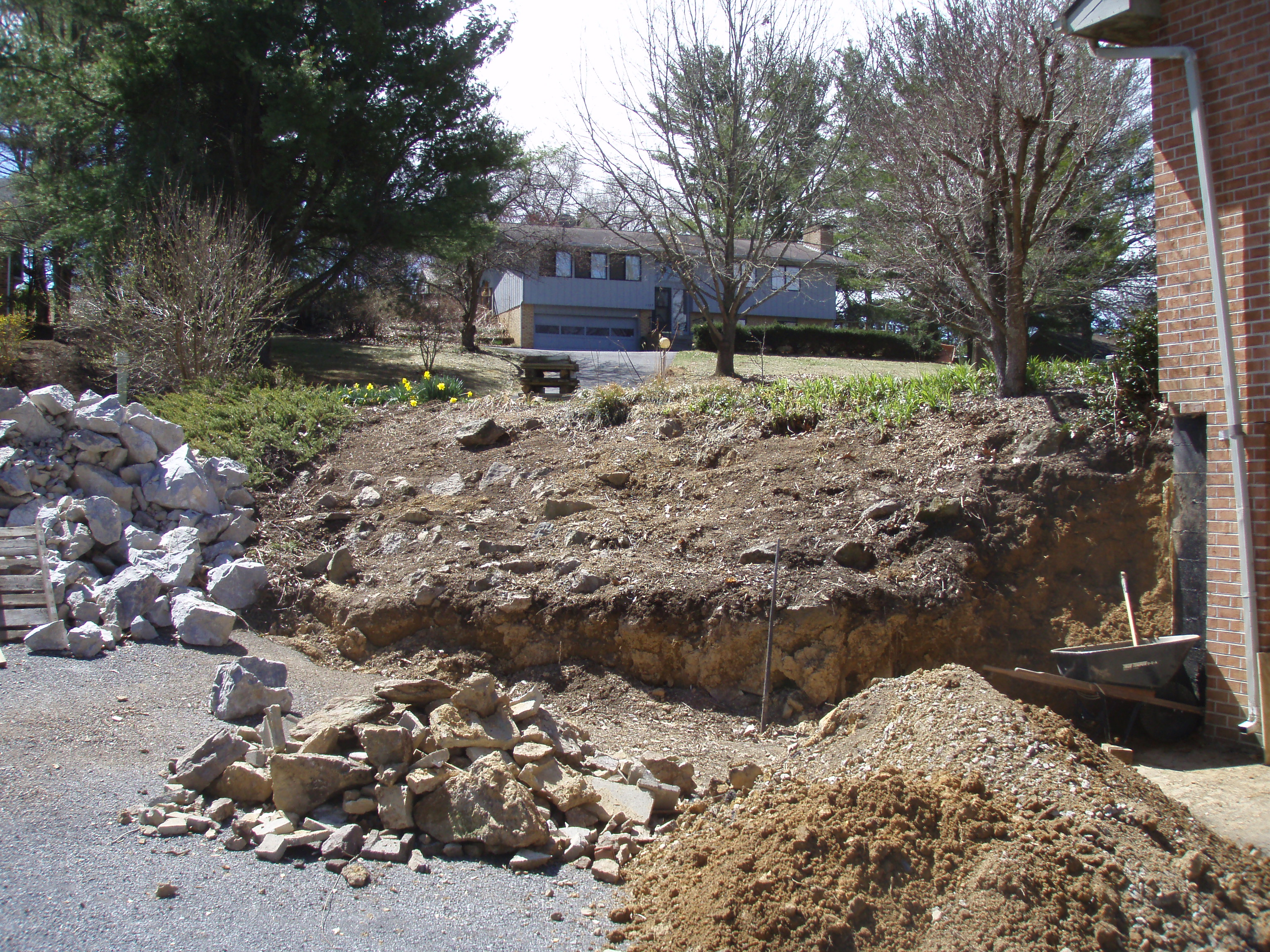 stone retaining wall