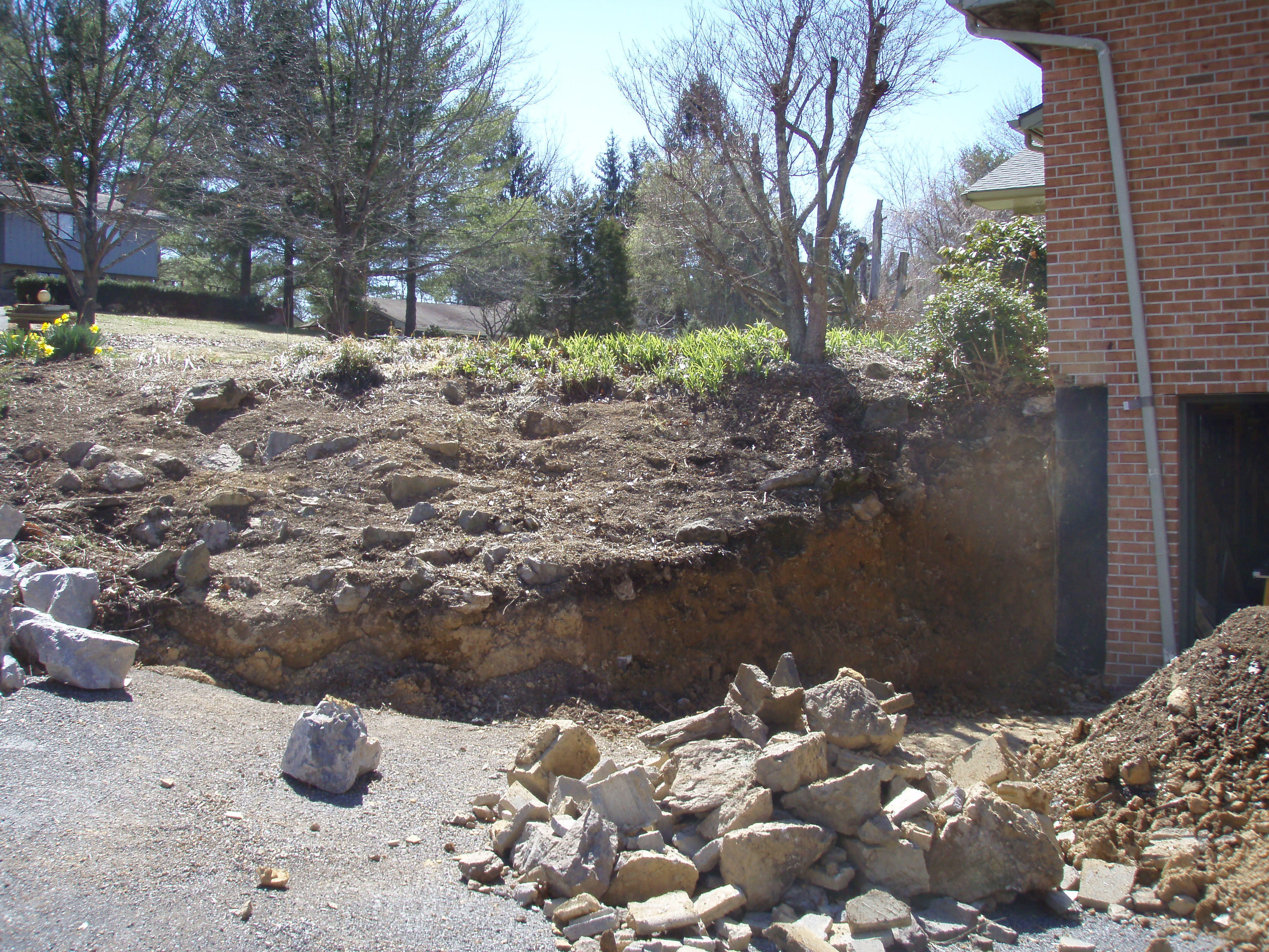 stone retaining wall