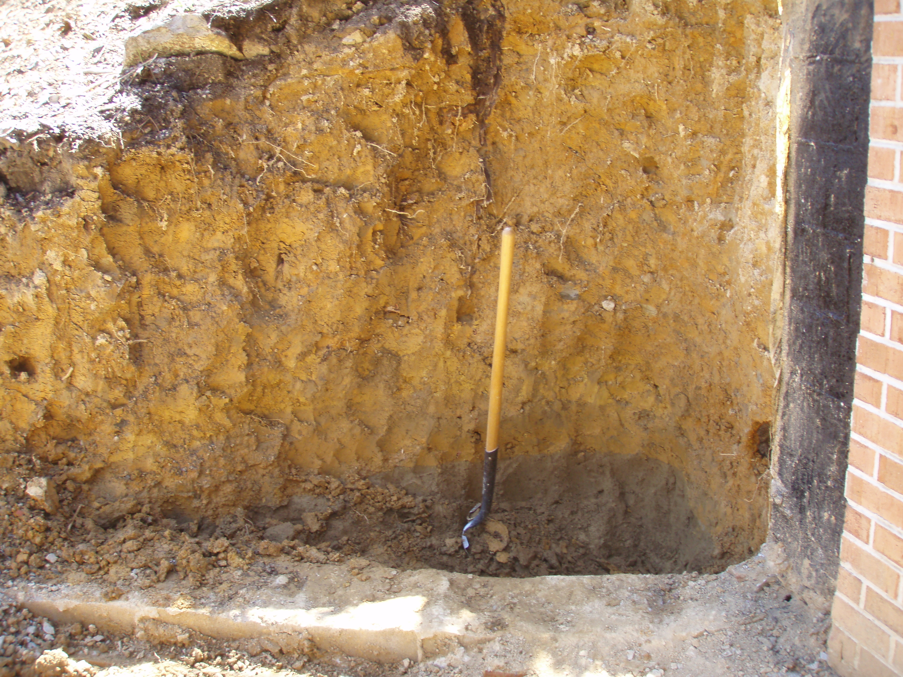 stone retaining wall