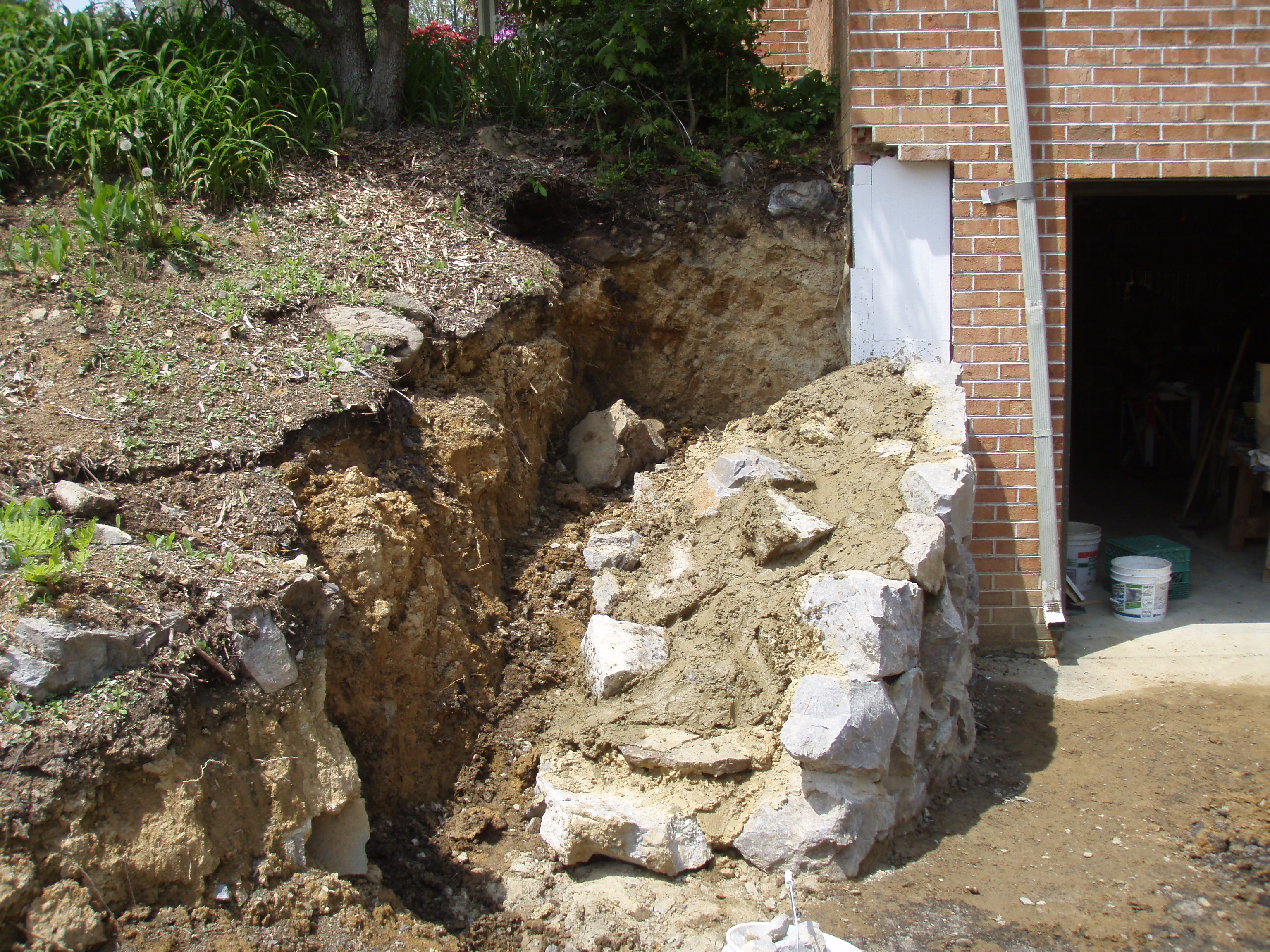 stone retaining wall