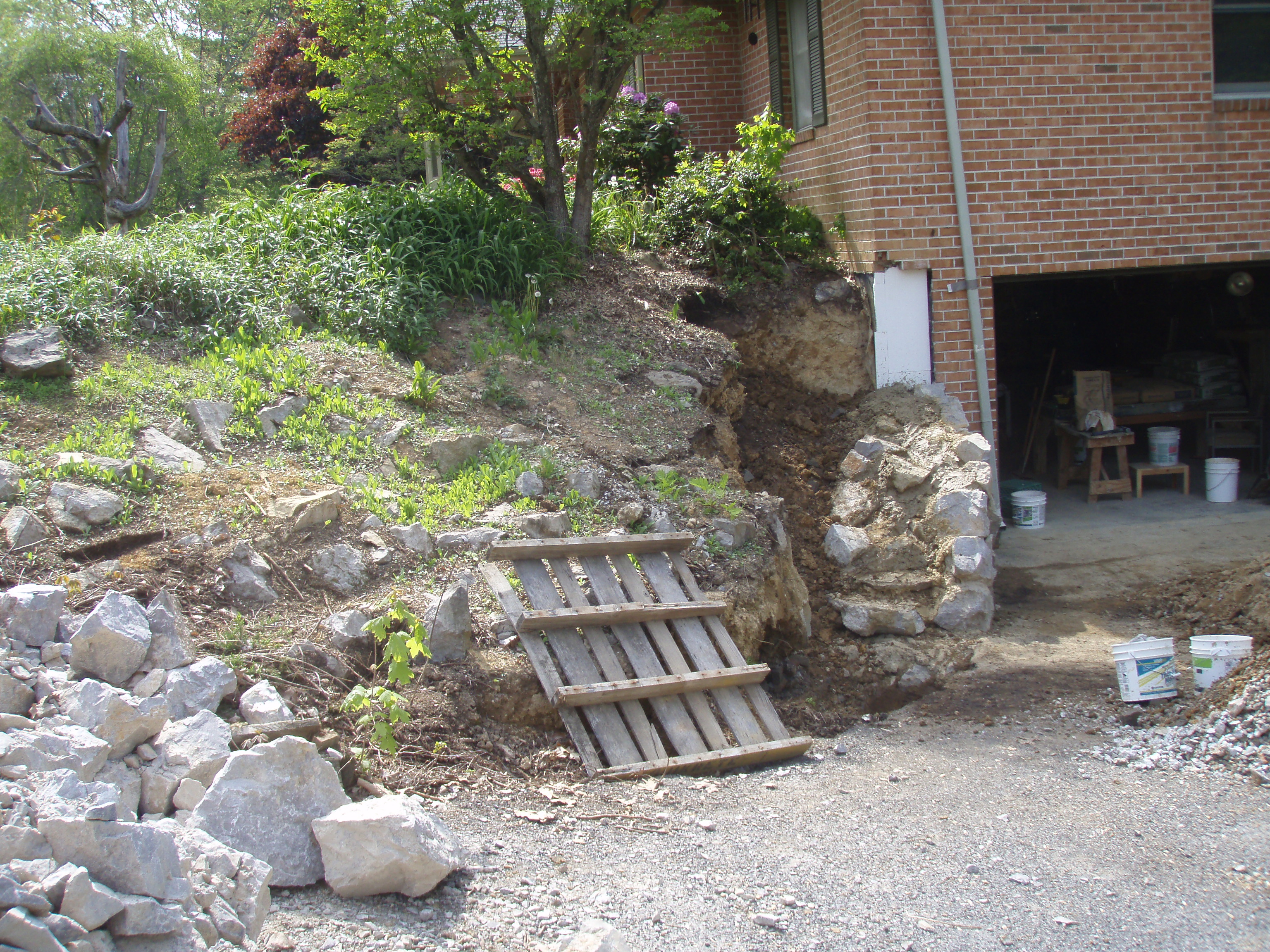 stone retaining wall