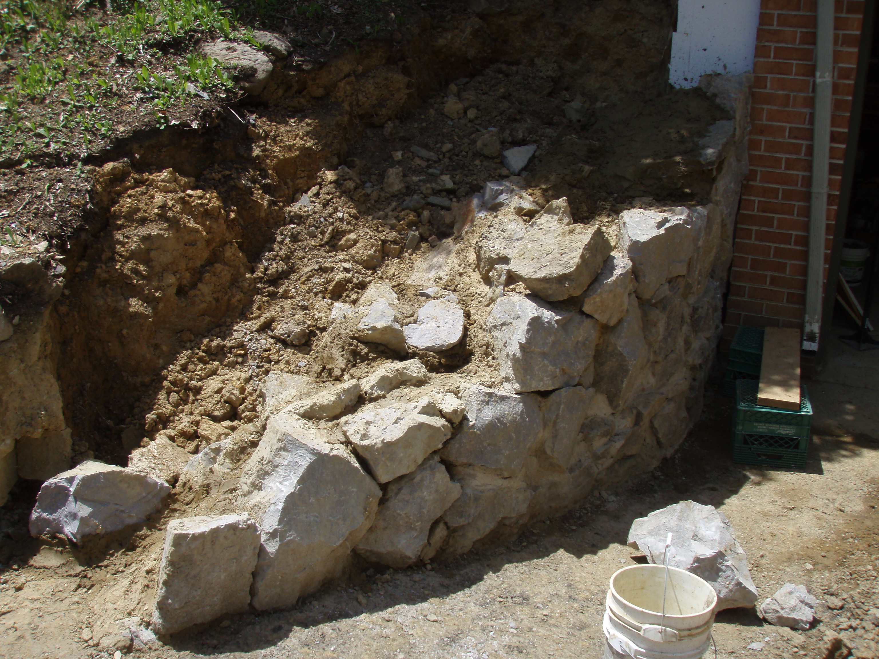 stone retaining wall