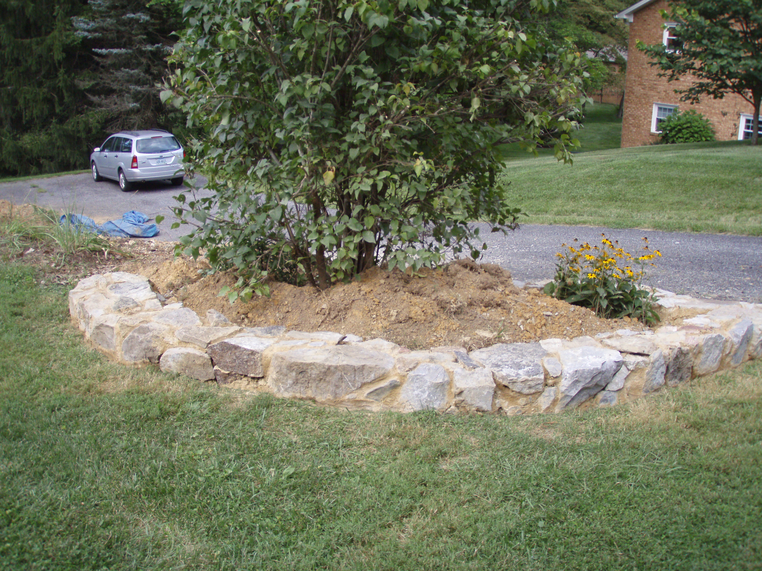 stone retaining wall